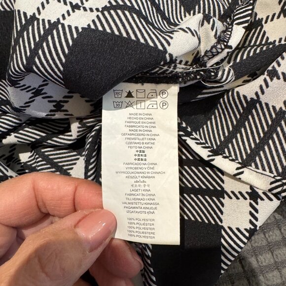 MICHAEL KORS black and white plaid tunic blouse v neck silver buttons Size Small - Picture 6 of 7